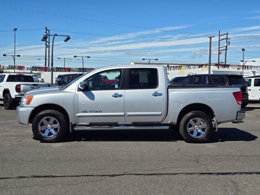 Used 2011 Nissan Titan SV Truck Crew Cab
