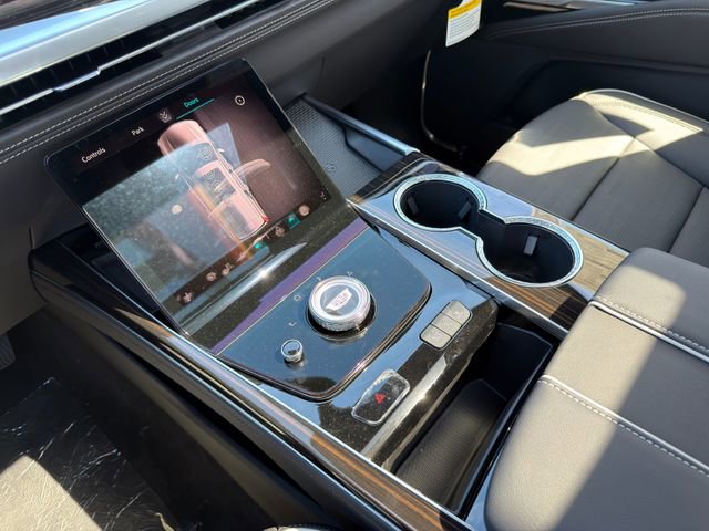2026 Cadillac Escalade Luxury - Photo 31