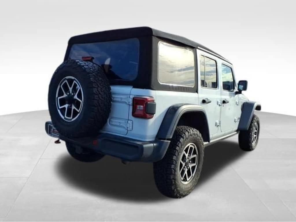 Used 2024 Jeep Wrangler Rubicon SUV