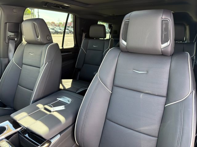 2026 Cadillac Escalade Luxury - Photo 24