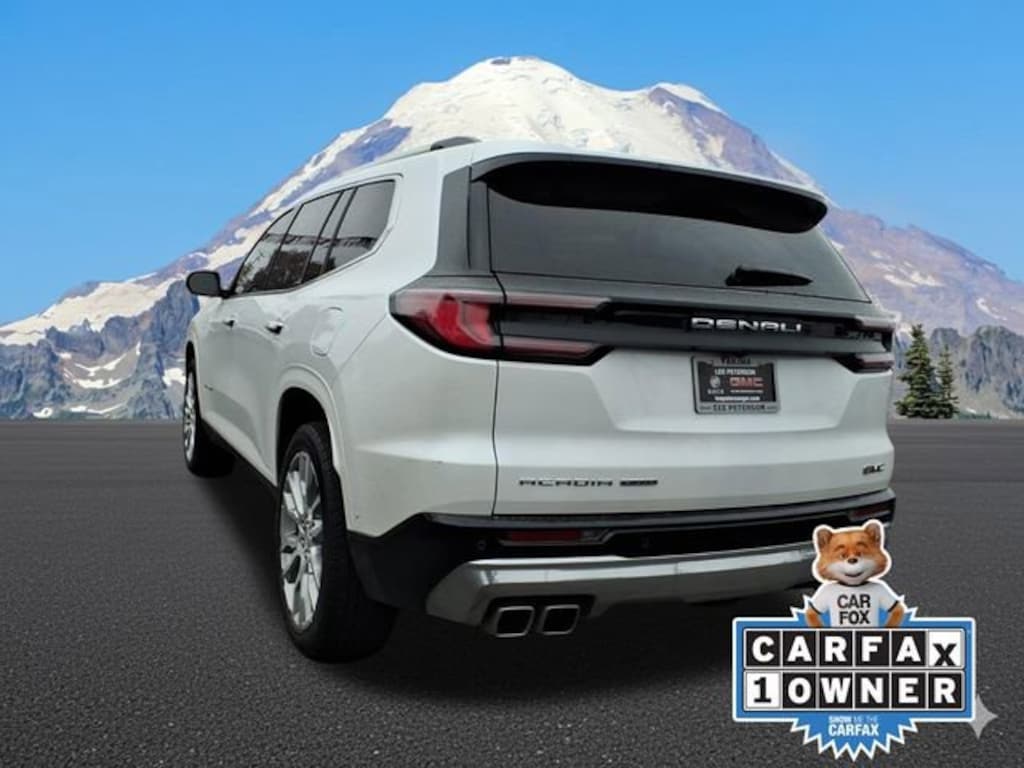 Used 2024 GMC Acadia Denali SUV