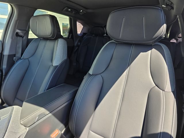 2026 Cadillac OPTIQ Sport - Photo 22