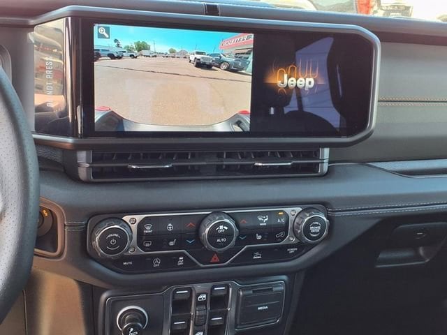 2024 Jeep Gladiator Mojave - Photo 17