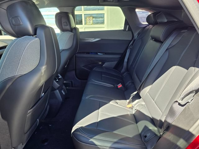 2026 Cadillac OPTIQ Sport - Photo 16