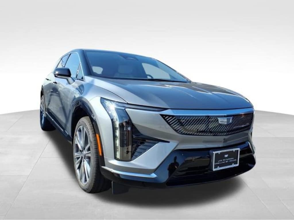 New 2025 CADILLAC OPTIQ Luxury 2 SUV