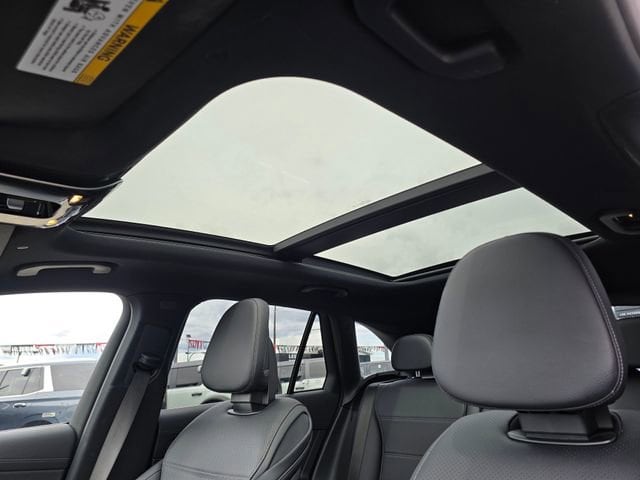 2023 Mercedes-Benz GLC GLC 300 - Photo 23