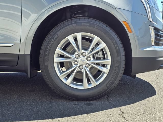 2026 Cadillac XT5 Luxury - Photo 9