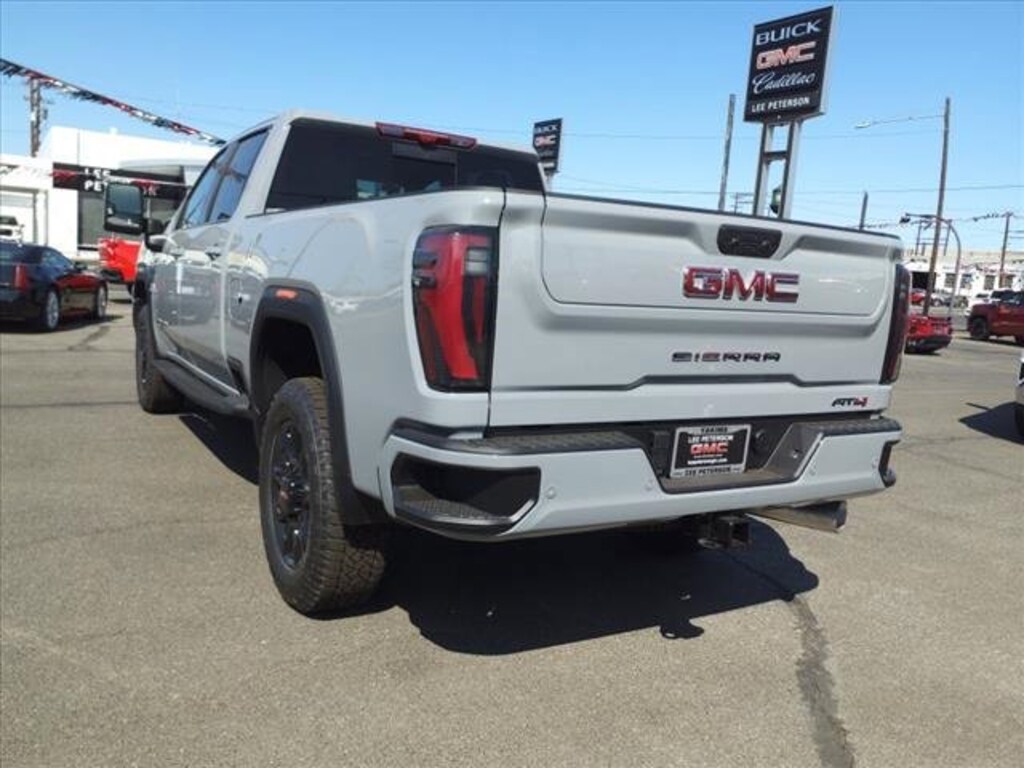 Used 2024 GMC Sierra 2500 HD AT4 Truck Crew Cab