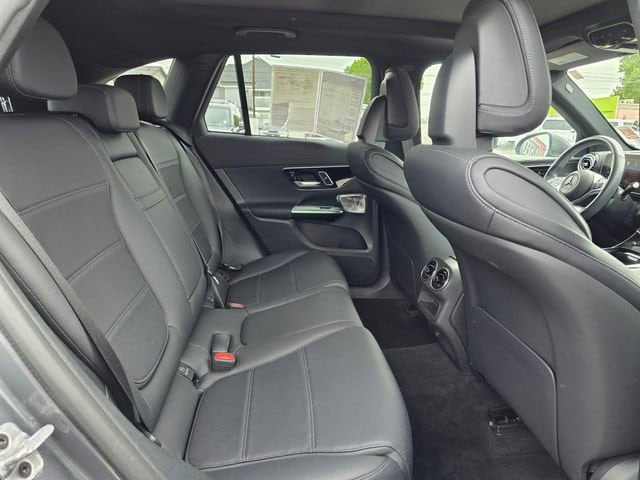 2023 Mercedes-Benz GLC GLC 300 - Photo 12
