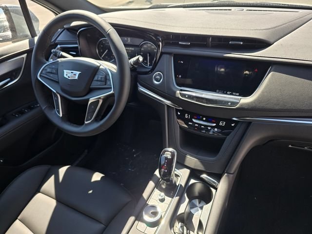 2026 Cadillac XT5 Luxury - Photo 11