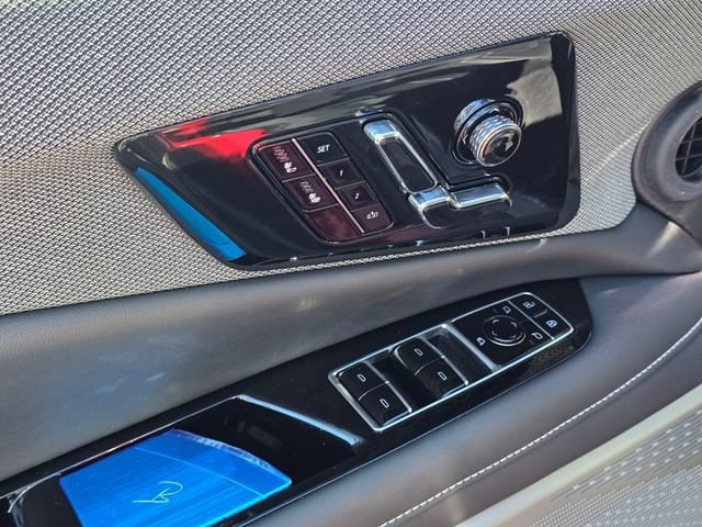 2026 Cadillac OPTIQ Sport - Photo 20
