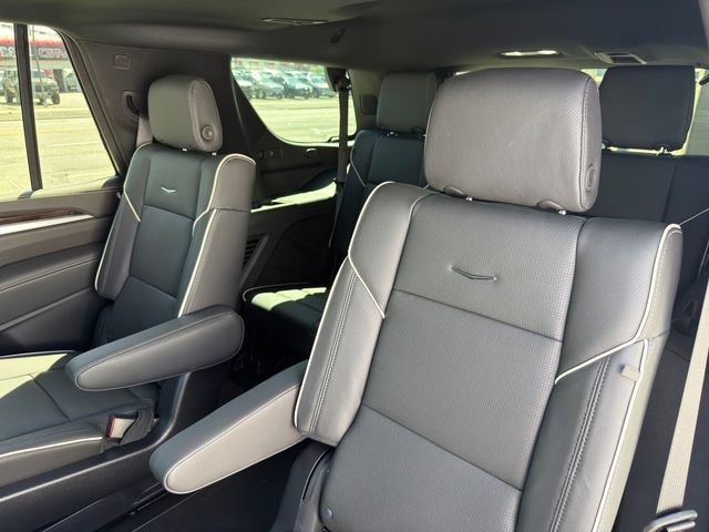 2026 Cadillac Escalade Luxury - Photo 17