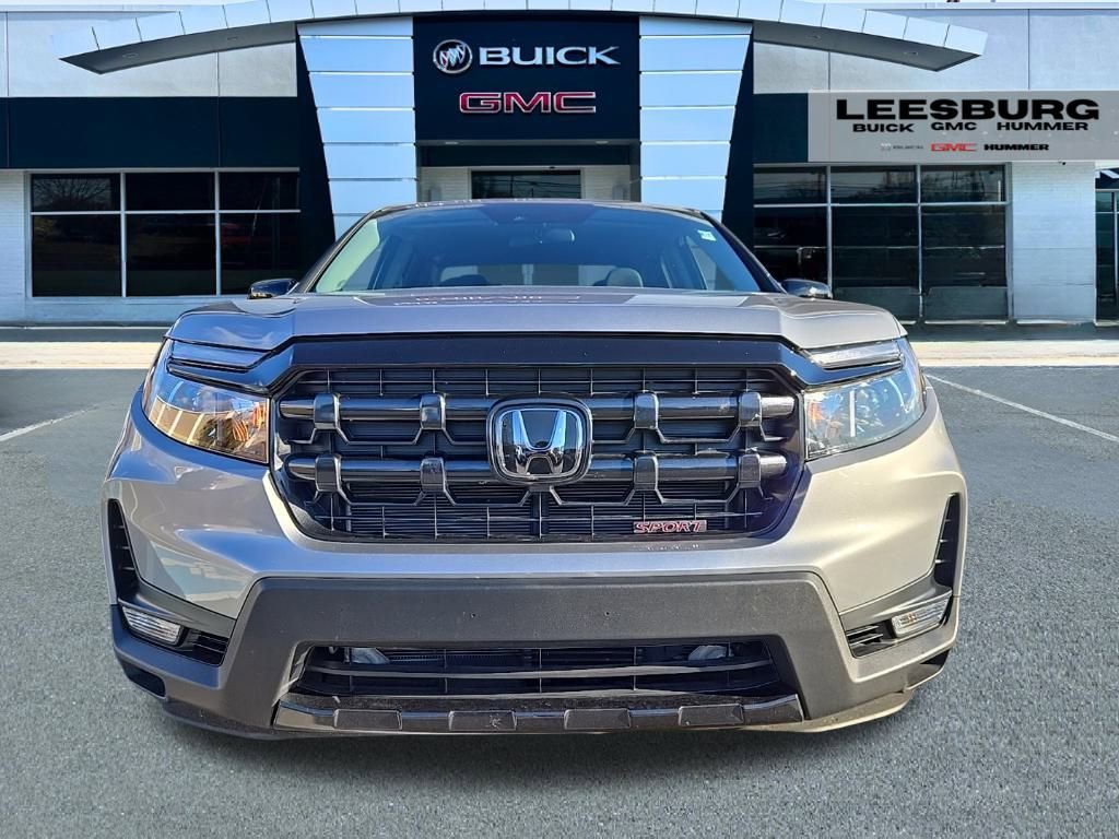 2024 Honda Ridgeline Sport photo 2