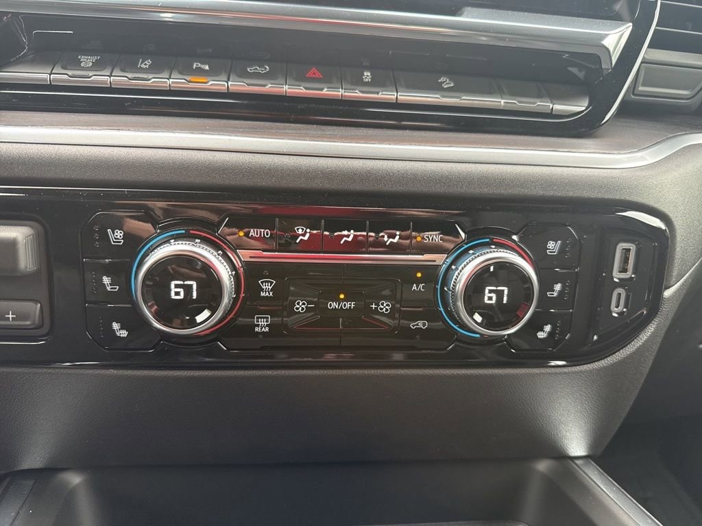 2025 GMC Sierra 2500HD SLT - Photo 30
