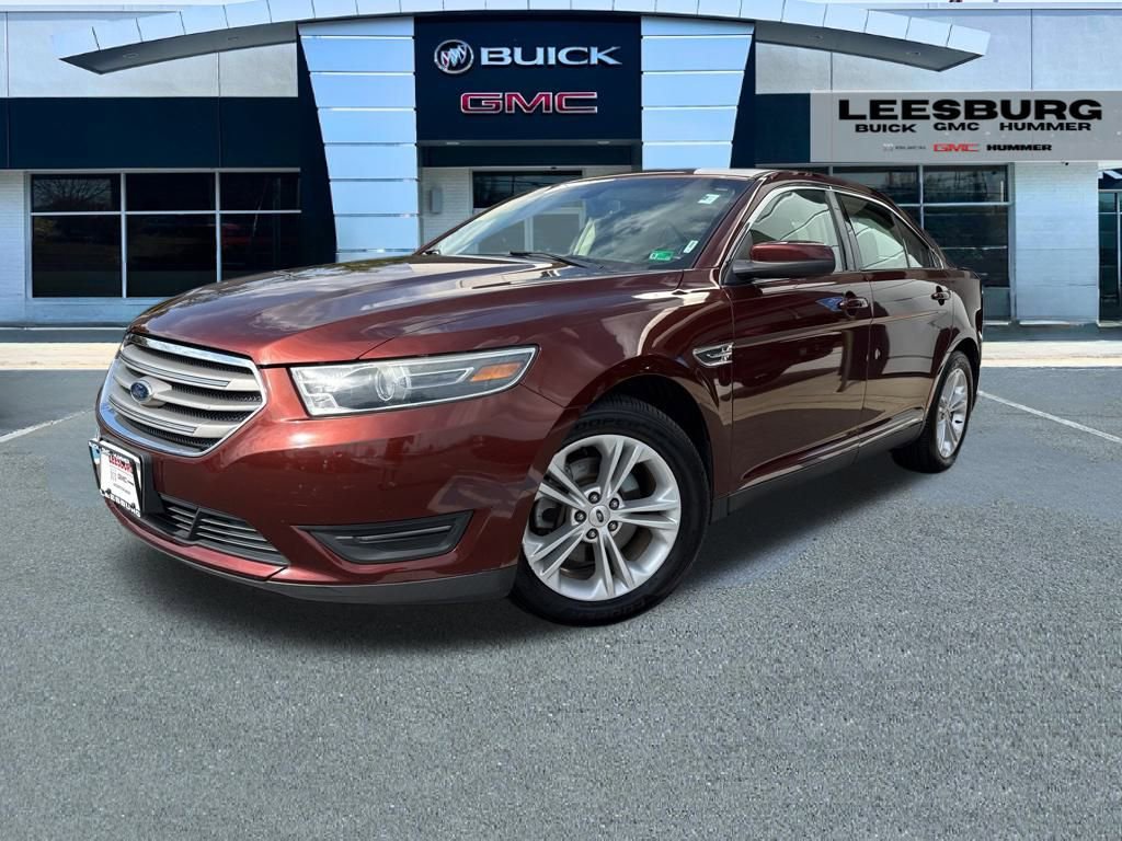 2015 Ford Taurus SEL photo 3