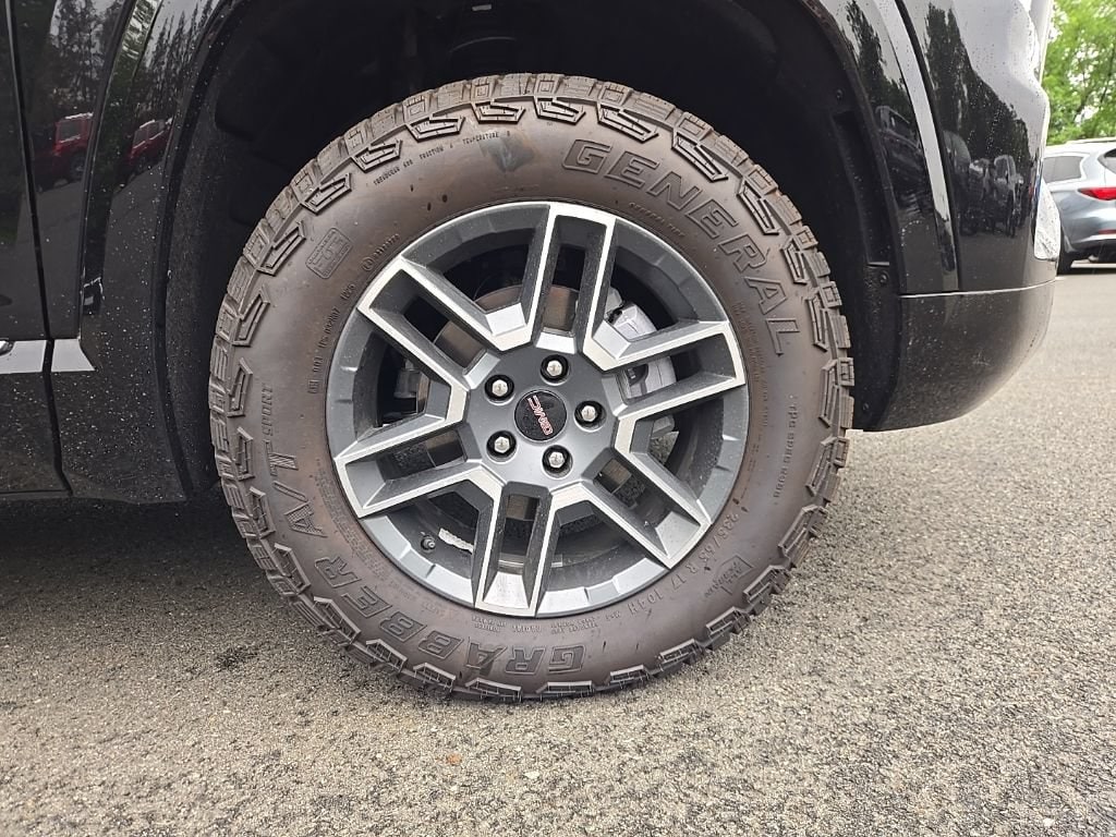 2026 GMC Terrain AT4 - Photo 7