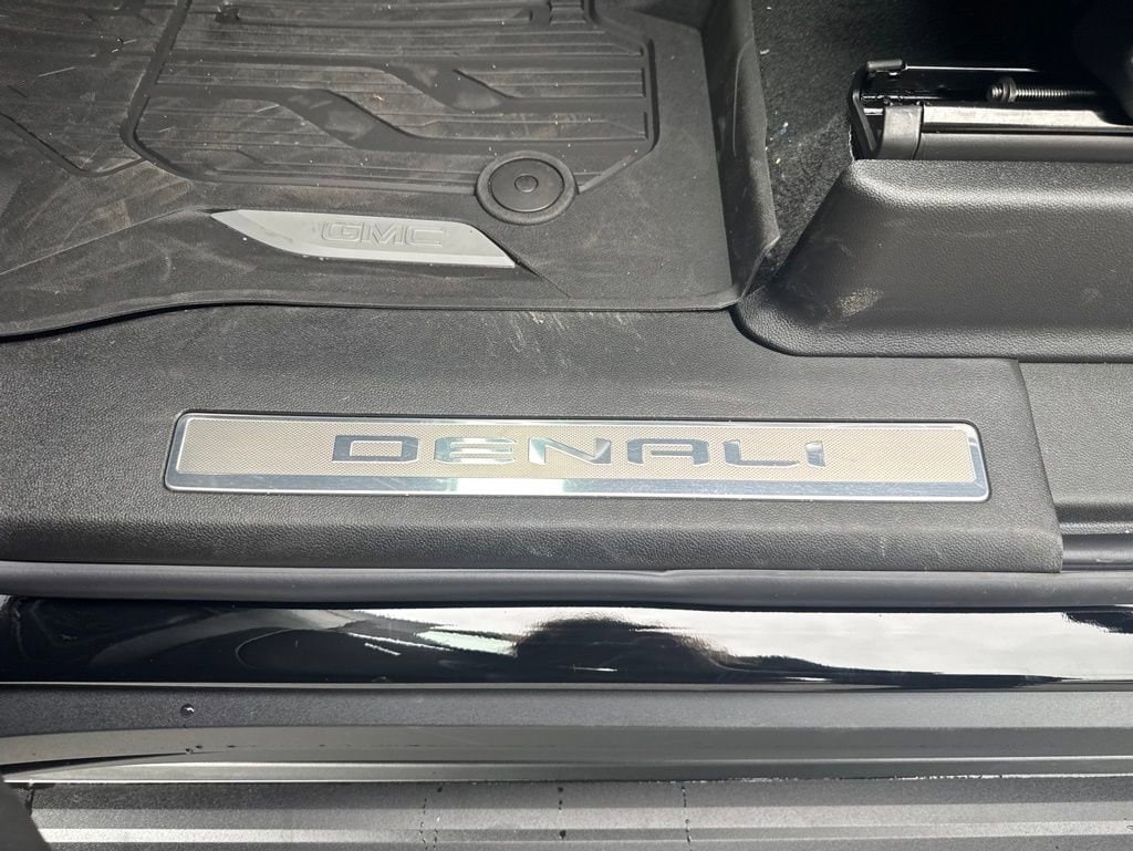 2026 GMC Yukon XL Denali - Photo 76