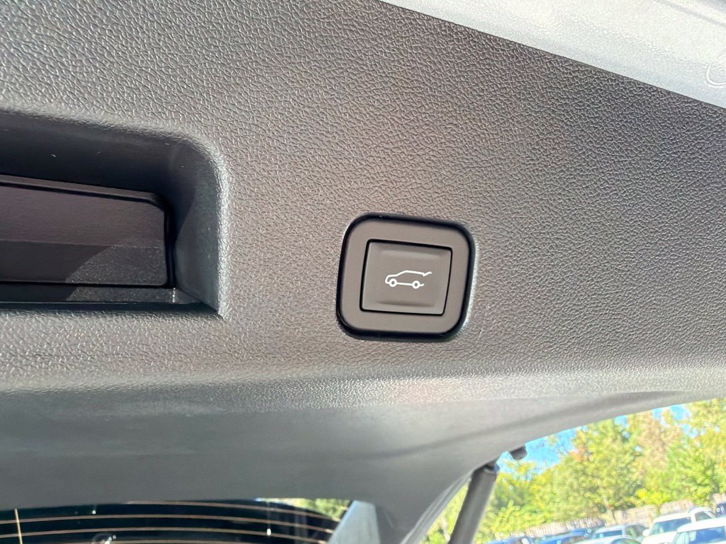 2027 GMC Acadia Elevation - Photo 38