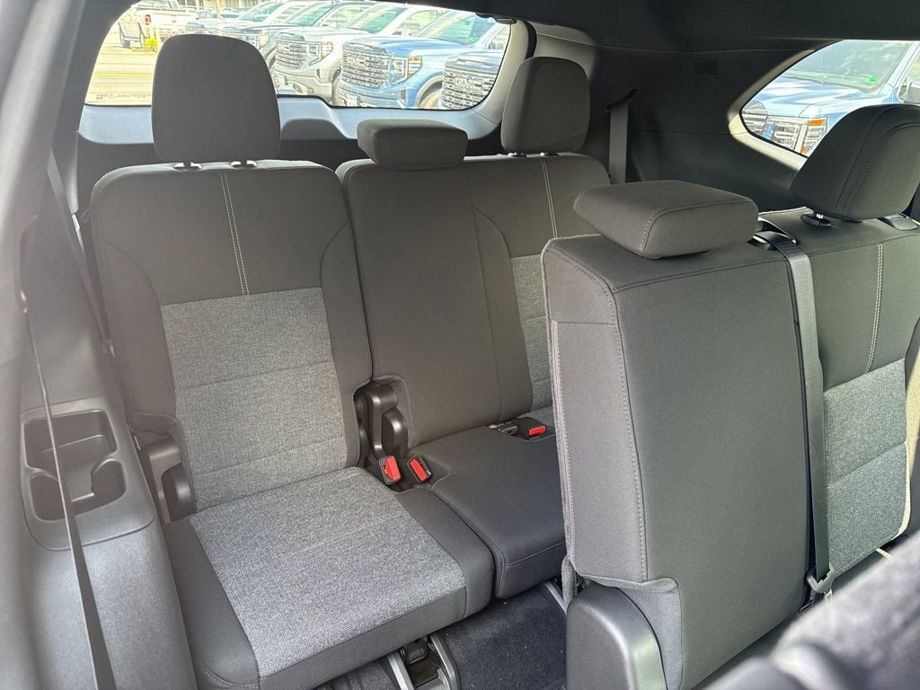 2025 GMC Acadia Elevation - Photo 13