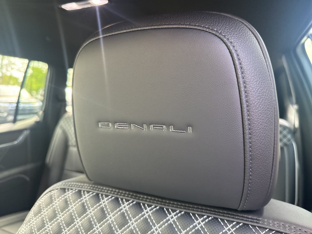 2026 GMC Acadia Denali - Photo 70
