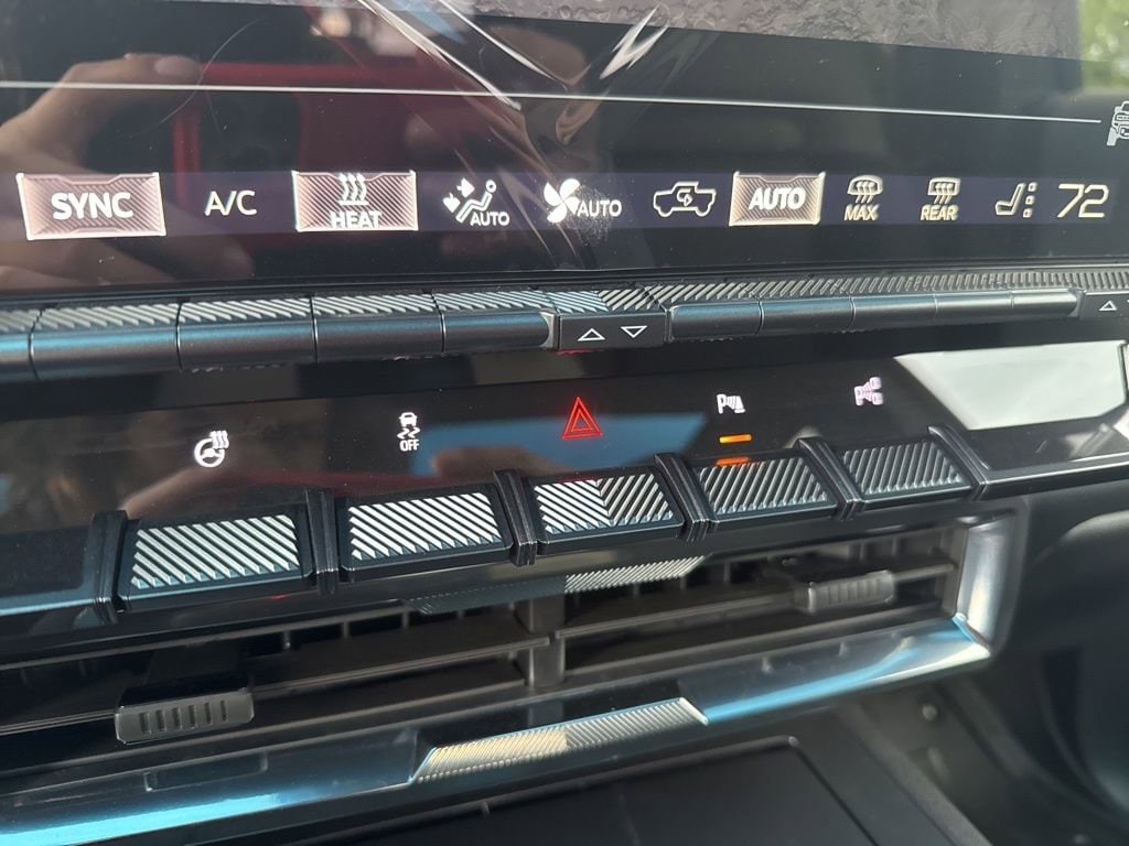 2026 GMC HUMMER EV 2X - Photo 32