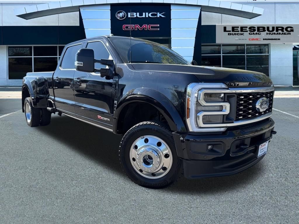 2025 Ford F-450 Platinum 4x4 Crew Cab 8' Box DRW's photo