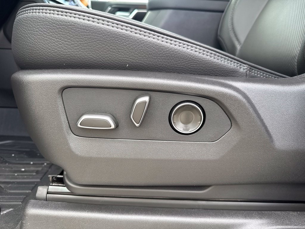 2026 GMC Sierra 2500HD Denali - Photo 23