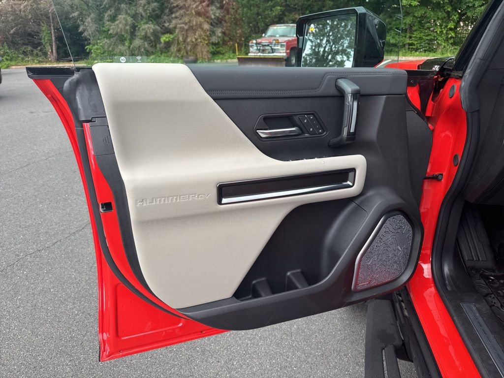 2026 GMC HUMMER EV 2X - Photo 18
