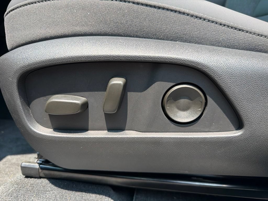 2026 GMC Terrain AT4 - Photo 11
