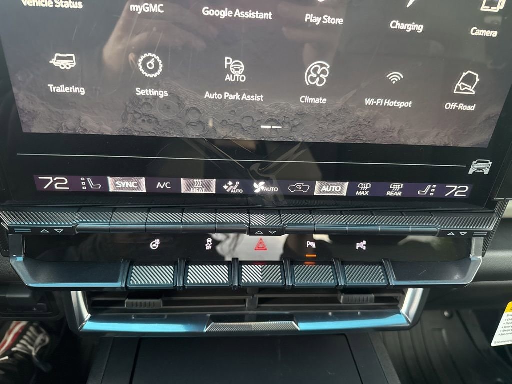2026 GMC HUMMER EV 2X - Photo 31
