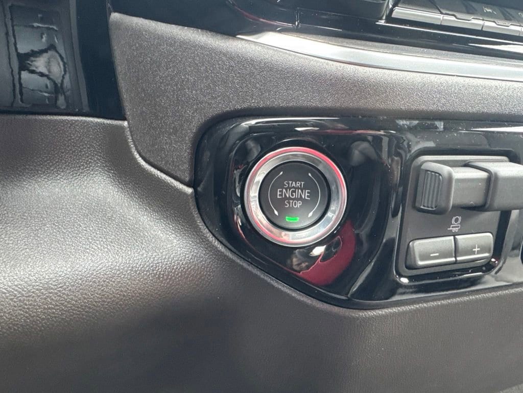 2026 GMC Sierra 1500 SLT - Photo 28