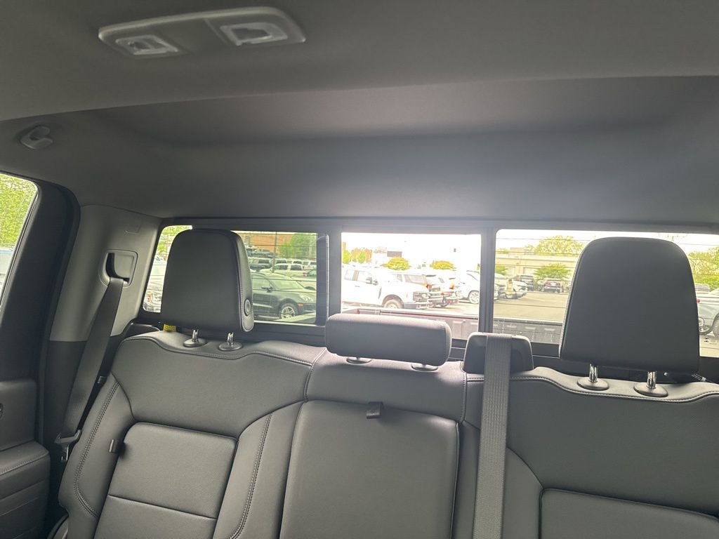 2025 GMC Sierra 2500HD SLT - Photo 39