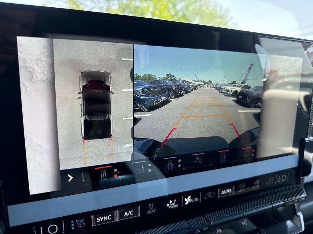 2025 GMC HUMMER EV 2X - Photo 18