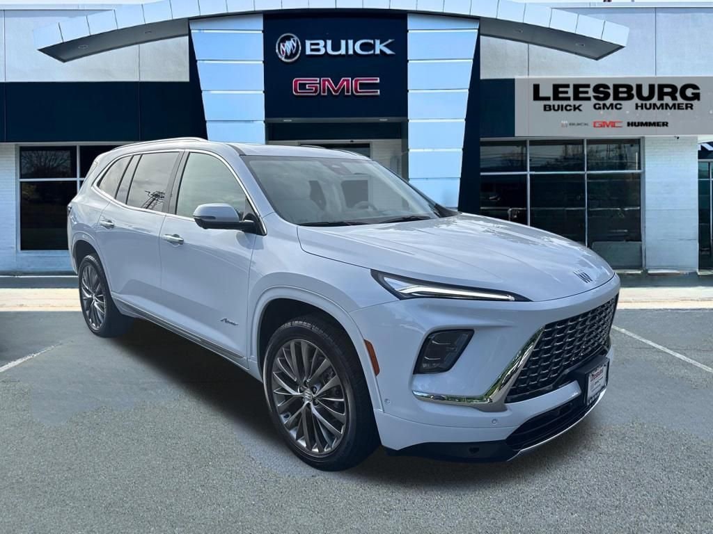 2026 Buick Enclave Avenir AWD's photo