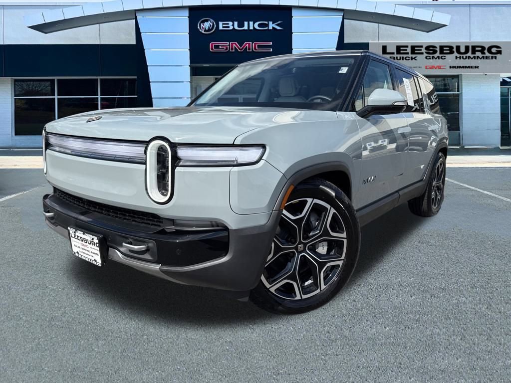 2025 Rivian R1S Adventure photo 2