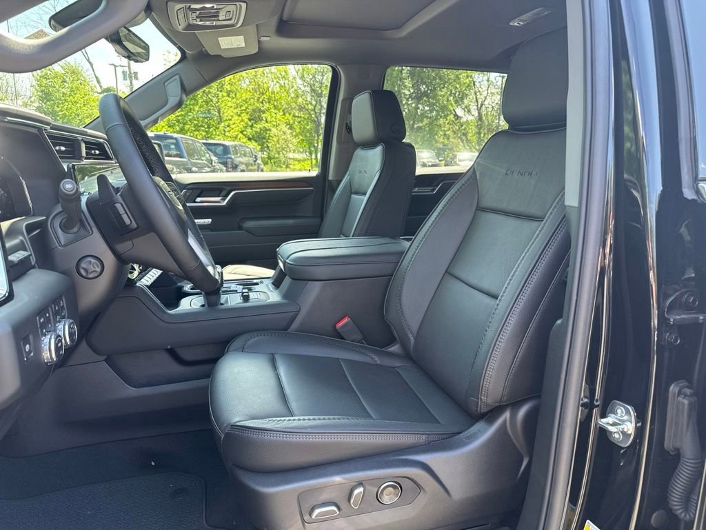 2026 GMC Sierra 1500 Denali - Photo 10