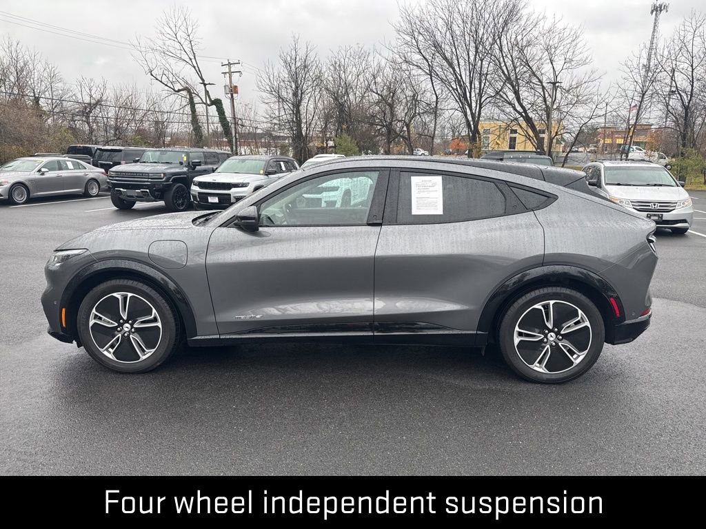 2023 Ford Mustang Mach-E Premium photo 4