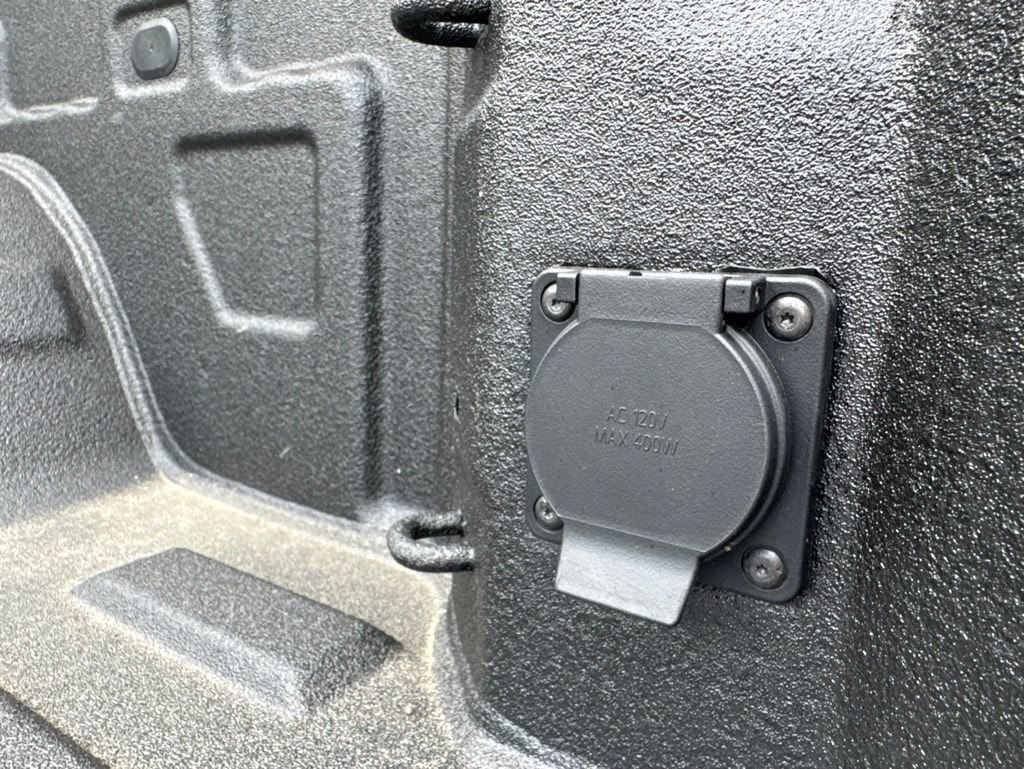 2026 GMC Sierra 1500 SLT - Photo 57