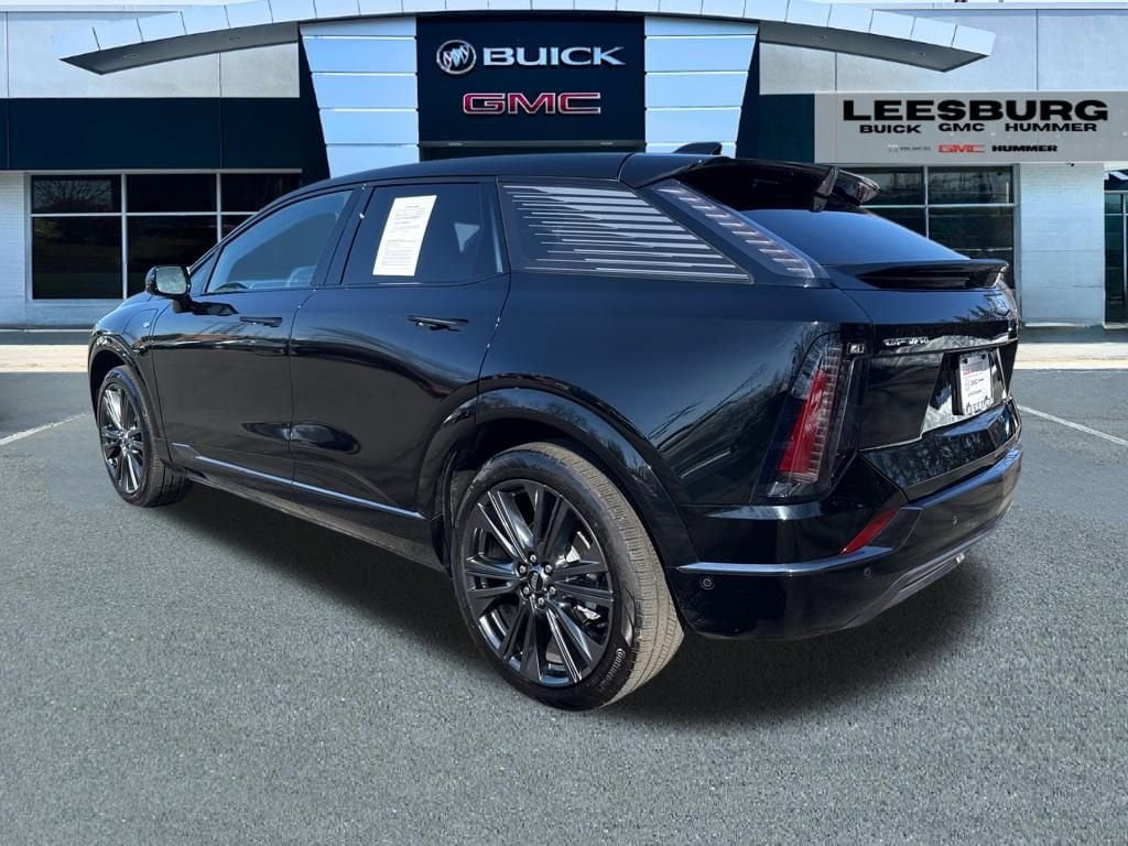 Used 2025 CADILLAC OPTIQ Sport 2 SUV