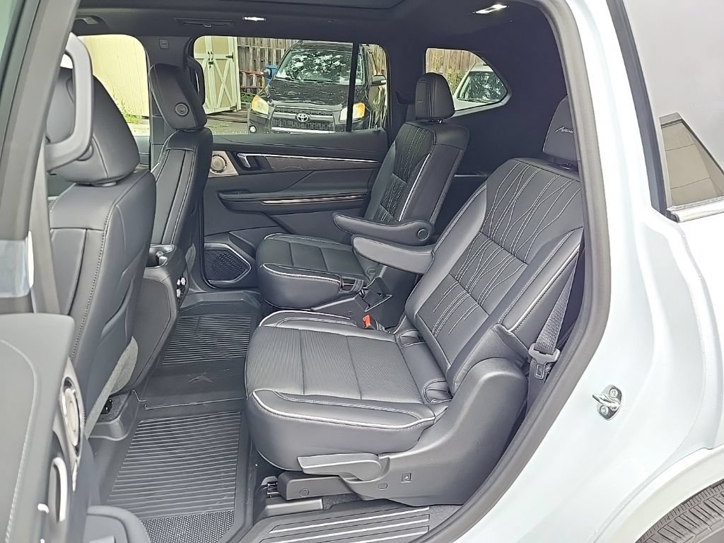 2026 Buick Enclave Avenir - Photo 15