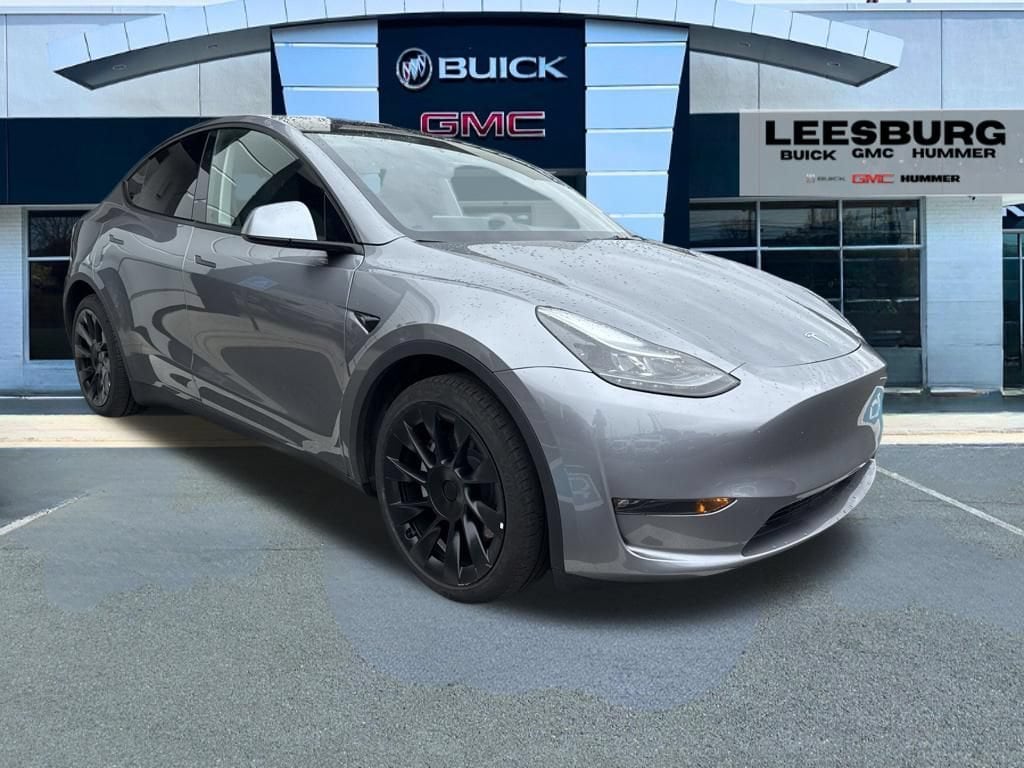 2024 Tesla Model Y Long Range Dual Motor All-Wheel Drive's photo