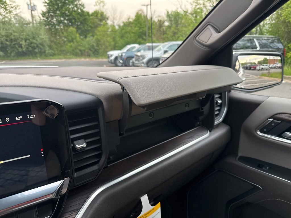 2026 GMC Sierra 1500 SLT - Photo 38