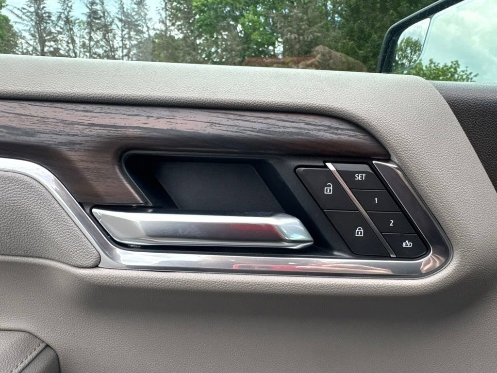 2026 GMC Sierra 1500 SLT - Photo 21
