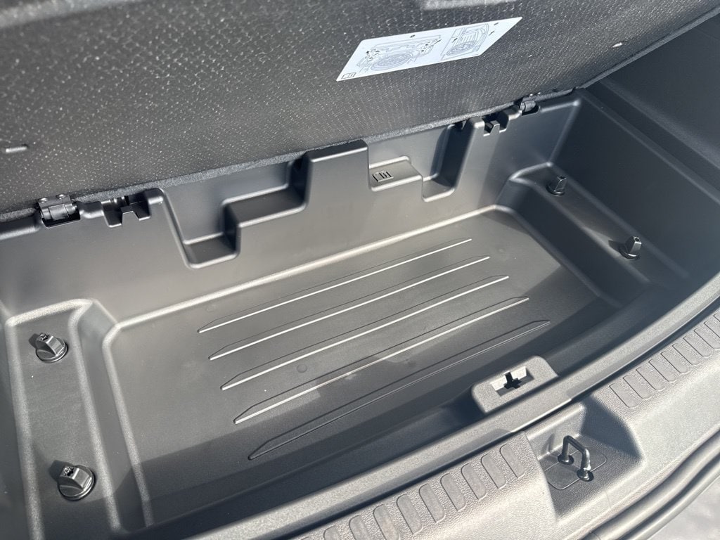2026 GMC Acadia Denali - Photo 63