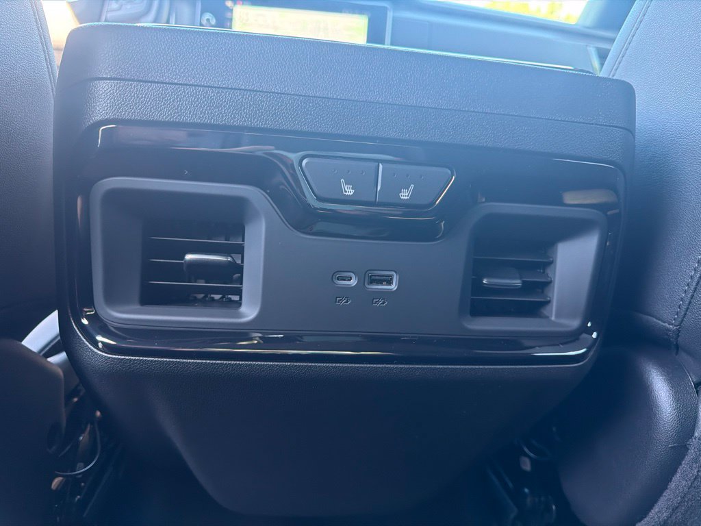 2026 GMC Sierra 2500HD AT4 - Photo 36