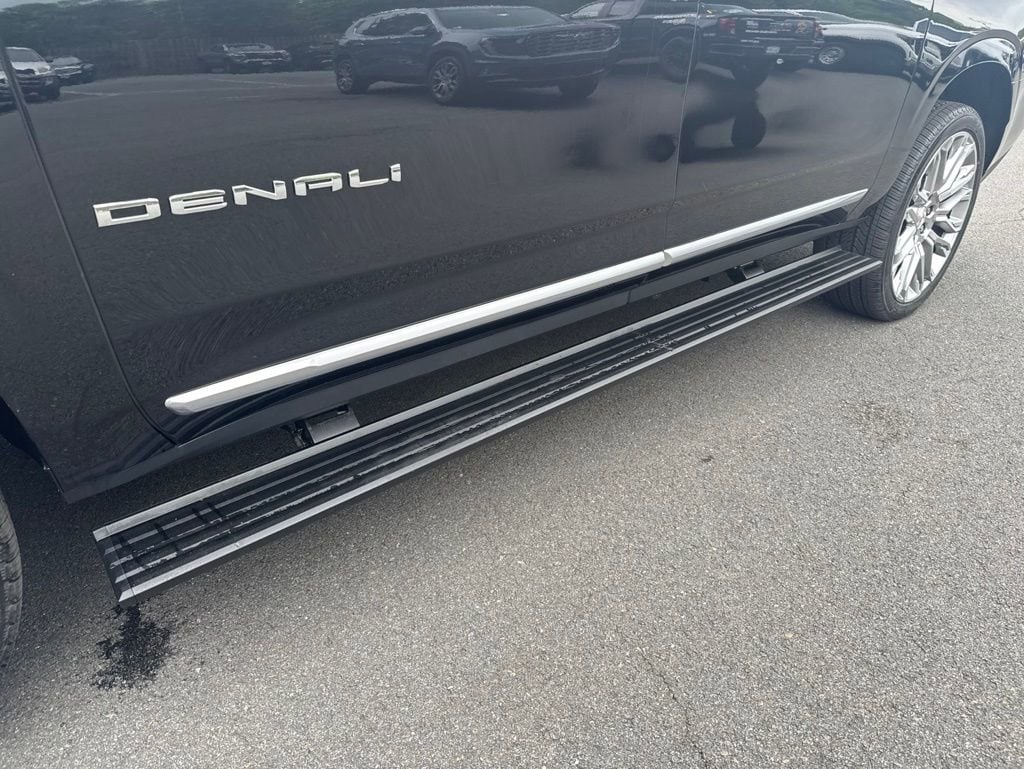 2026 GMC Yukon XL Denali - Photo 69