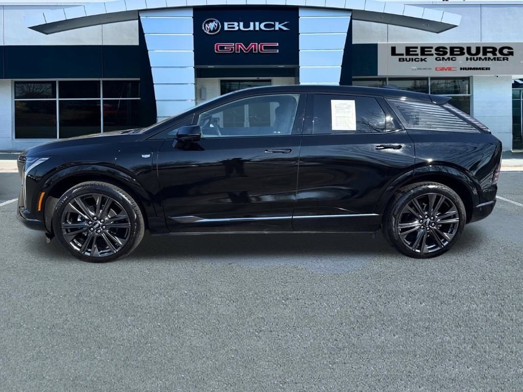 Used 2025 CADILLAC OPTIQ Sport 2 SUV