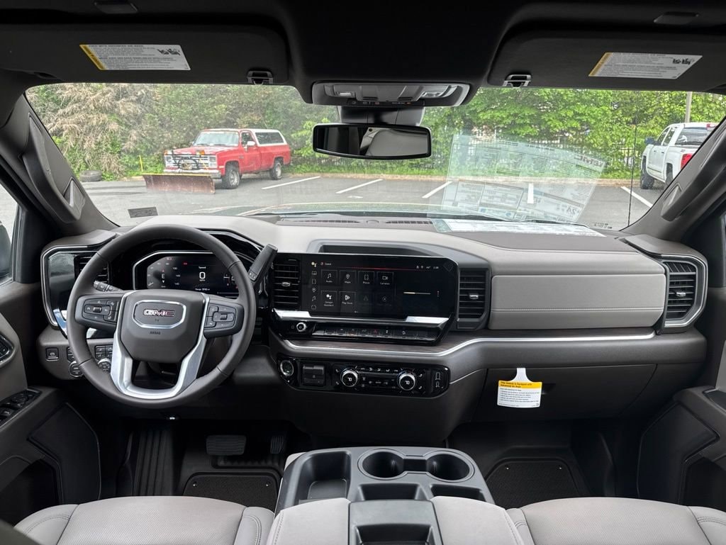 2026 GMC Sierra 1500 SLT - Photo 15