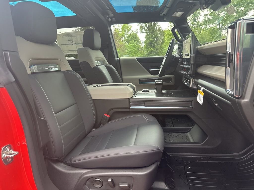 2026 GMC HUMMER EV 2X - Photo 12