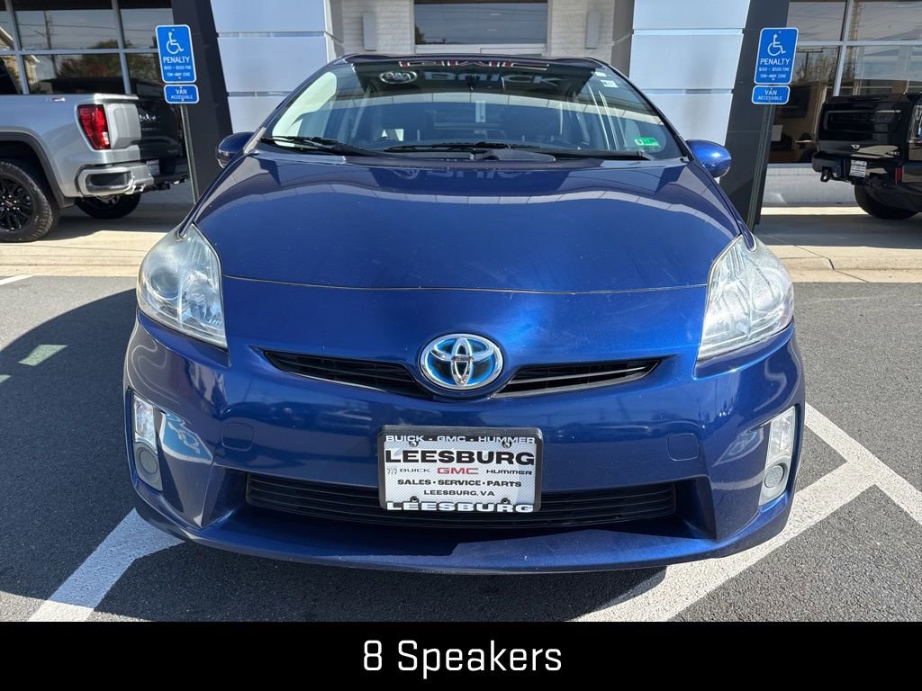 2011 Toyota Prius Three photo 2